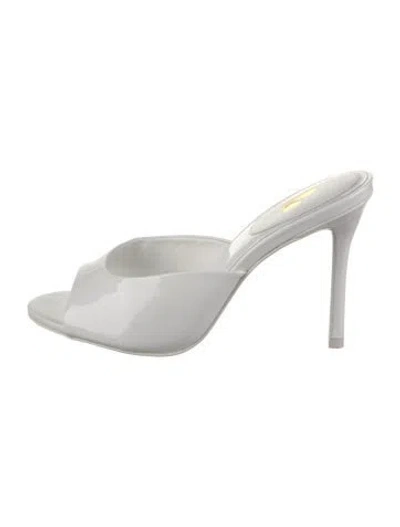 Pre-owned Larroude Patent Leather Mules In White