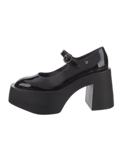 Pre-owned Larroude Patent Leather Pumps In Black
