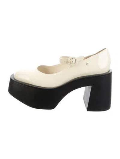 Pre-owned Larroude Patent Leather Pumps In Black