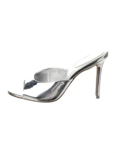 Pre-owned Larroude Patent Leather Sandals
