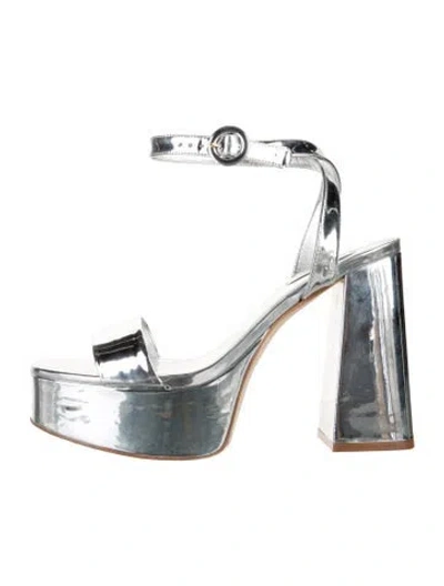Pre-owned Larroude Patent Leather Sandals In Silver