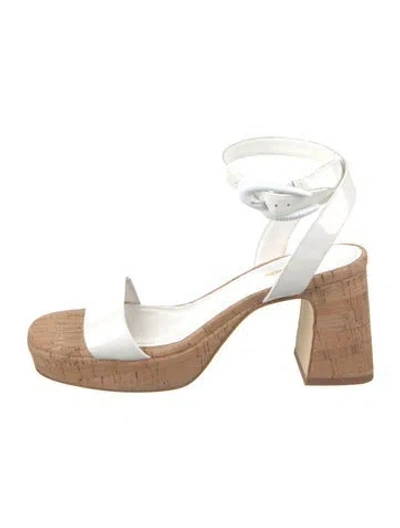 Pre-owned Larroude Patent Leather Sandals In White