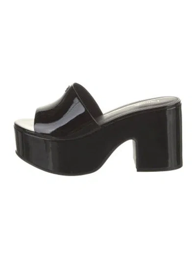 Pre-owned Larroude Patent Leather Slides In Black