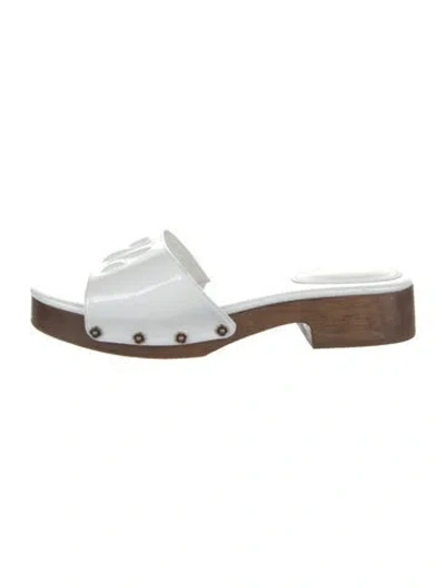 Pre-owned Larroude Patent Leather Slides In White