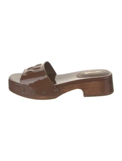 Pre-owned Larroude Patent Leather Studded Accents Slides In Neutrals