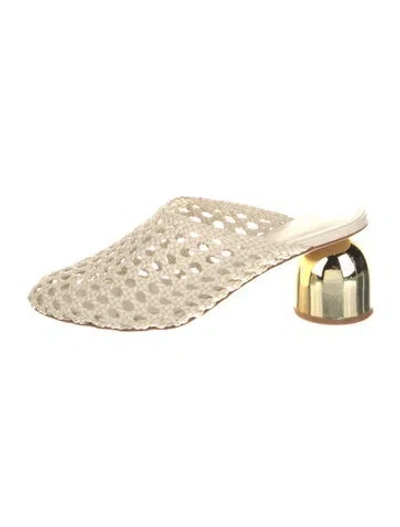 Pre-owned Larroude Raffia Mules In Neutral