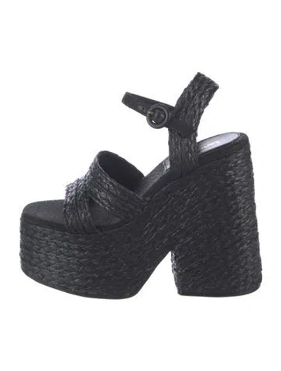 Pre-owned Larroude Raffia Sandals In Black