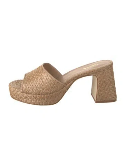 Pre-owned Larroude Sandals In Neutral