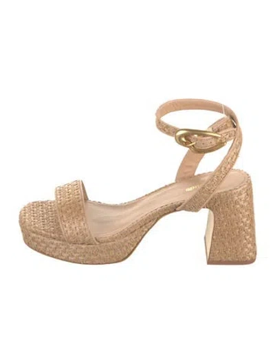 Pre-owned Larroude Sandals In Neutral