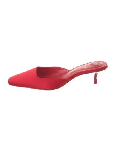Pre-owned Larroude Satin Mules In Red