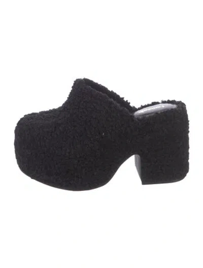 Pre-owned Larroude Shearling Mules In Black