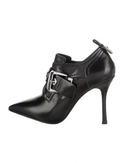 Pre-owned Larroude Stewart Leather Boots In Black