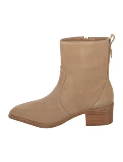 Pre-owned Larroude Suede Boots In Neutral