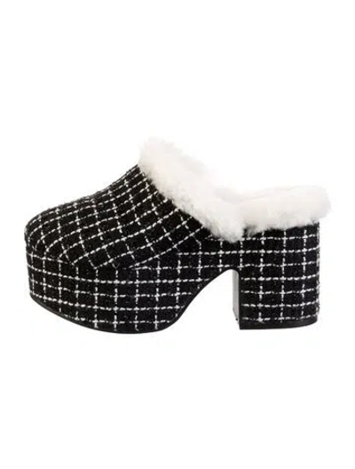 Pre-owned Larroude Tweed Pattern Mules In Black