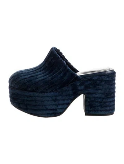 Pre-owned Larroude Velvet Mules In Blue