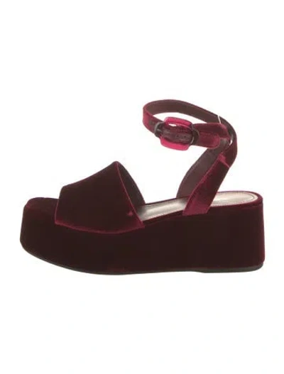 Pre-owned Larroude Velvet Sandals In Burgundy