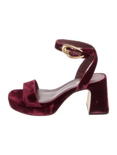 Pre-owned Larroude Velvet Sandals In Burgundy