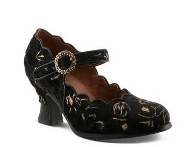 L'artiste Adodora Mary Jane Pump In Black