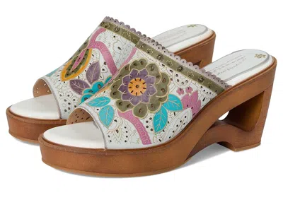 L'artiste By Spring Step Calle In White