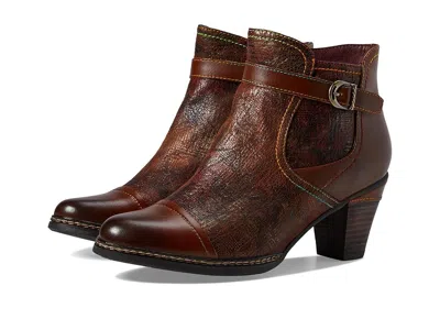 L'artiste By Spring Step Captivate In Brown