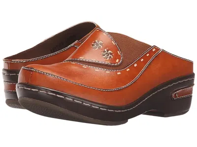 L'artiste By Spring Step Chino In Brown