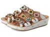 L'artiste By Spring Step Cuddlecake In White