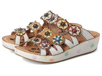 L'artiste By Spring Step Cuddlecake In White