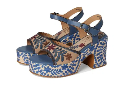 L'artiste By Spring Step Hendrix In Animal Print
