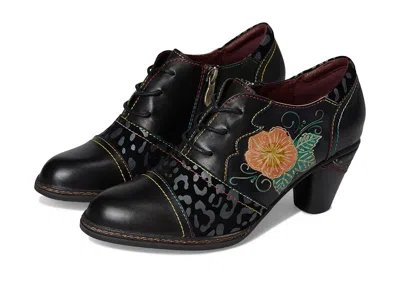 L'artiste By Spring Step Hunteera In Black