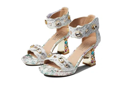 L'artiste By Spring Step Jewell In White