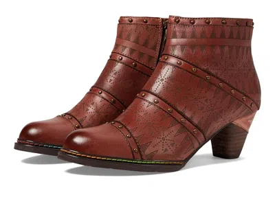 L'artiste By Spring Step Niobe In Brown