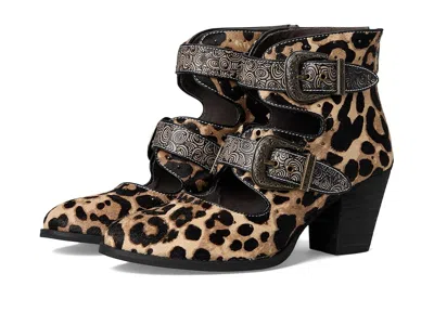 L'artiste By Spring Step Notched-leo In Animal Print