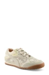 L'artiste By Spring Step Wave Hello Sneaker In White