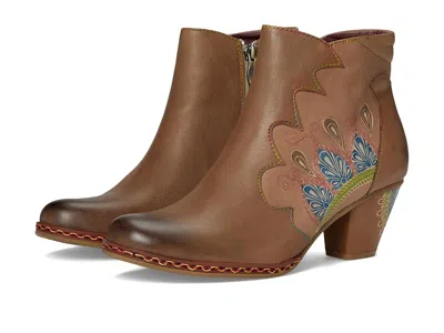 L'artiste By Spring Step Zamihi In Pink