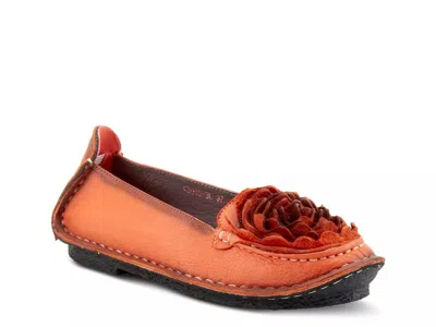 L'artiste Dezi Flat In Orange