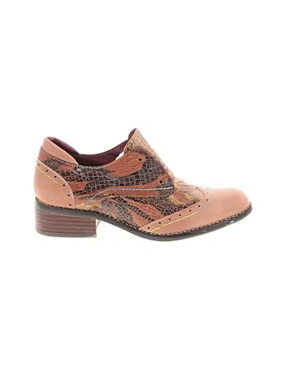 Pre-owned L'artiste Flats In Brown