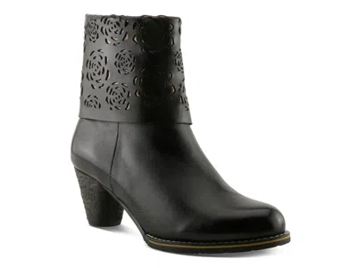 L'artiste Kiss Of A Rose Bootie In Black