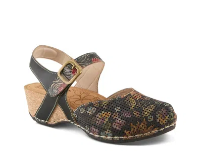 L'artiste Koraline Platform Sandal In Black