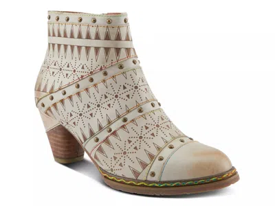 L'artiste Niobe Bootie In Neutral