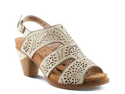 L'artiste Perfdfection Sandal In White