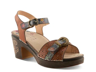 L'artiste Upper Buck Platform Sandal In Brown