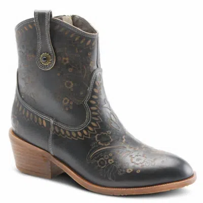 L'artiste Women Galop Booties In Black