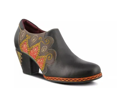 L'artiste Zami Bootie In Multi