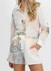 Las Surenas Garden Tiger Short In White Multi In White