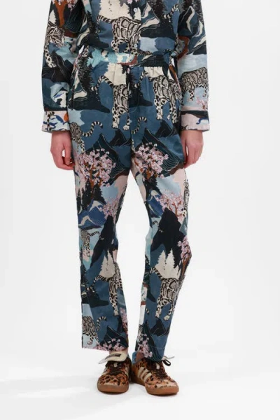Las Surenas Pant Snow Leopard In Multi