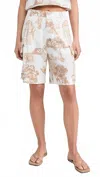 Las Surenas Thailand Bermuda Short In White/beige In White