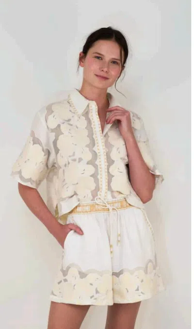 Las Surenas Wild Flower Cropped Shirt In White