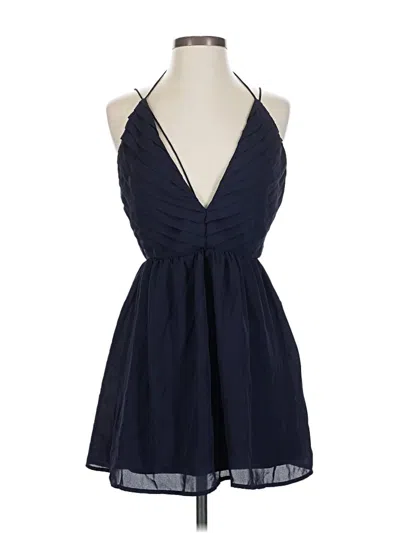 Pre-owned L'atiste By Amy Sleeveless Top Blue Halter Neckline Tops