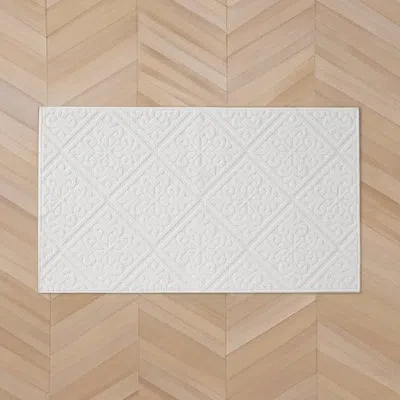 Laura Ashley Austell Solid Hi-low Tufted Rugs In White