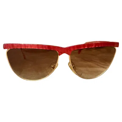 Pre-owned Laura Biagiotti 1980s Vintage Red Acetate Oversized Cat-eyes Sunglasses By